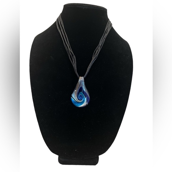 Jewelry - ART Glass Tear Drop Swirl Necklace